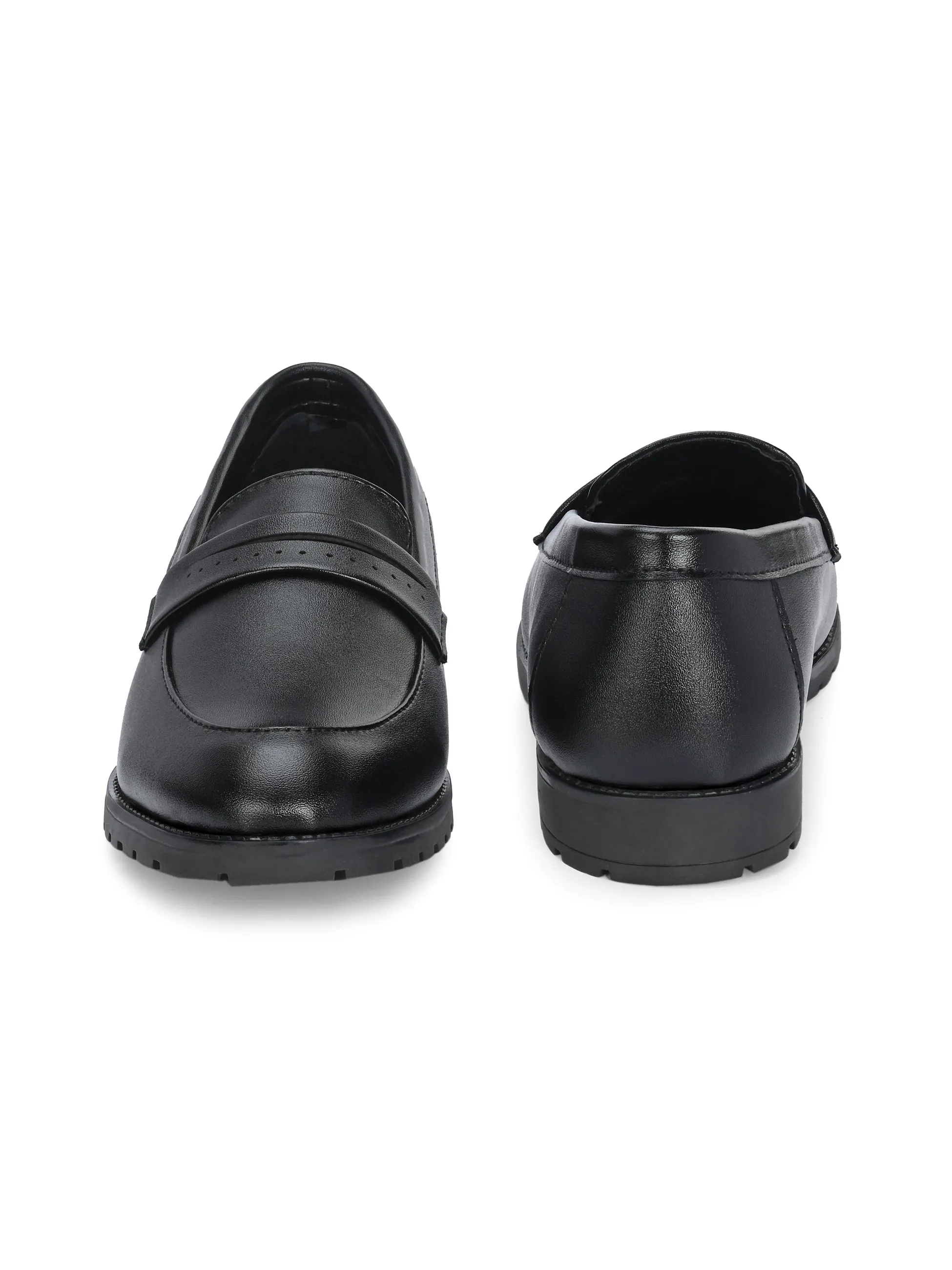 CARLO ROMANO BY WASAN BLACK COLOUR VEGAN LEATHER MOCCASIN FOR MEN