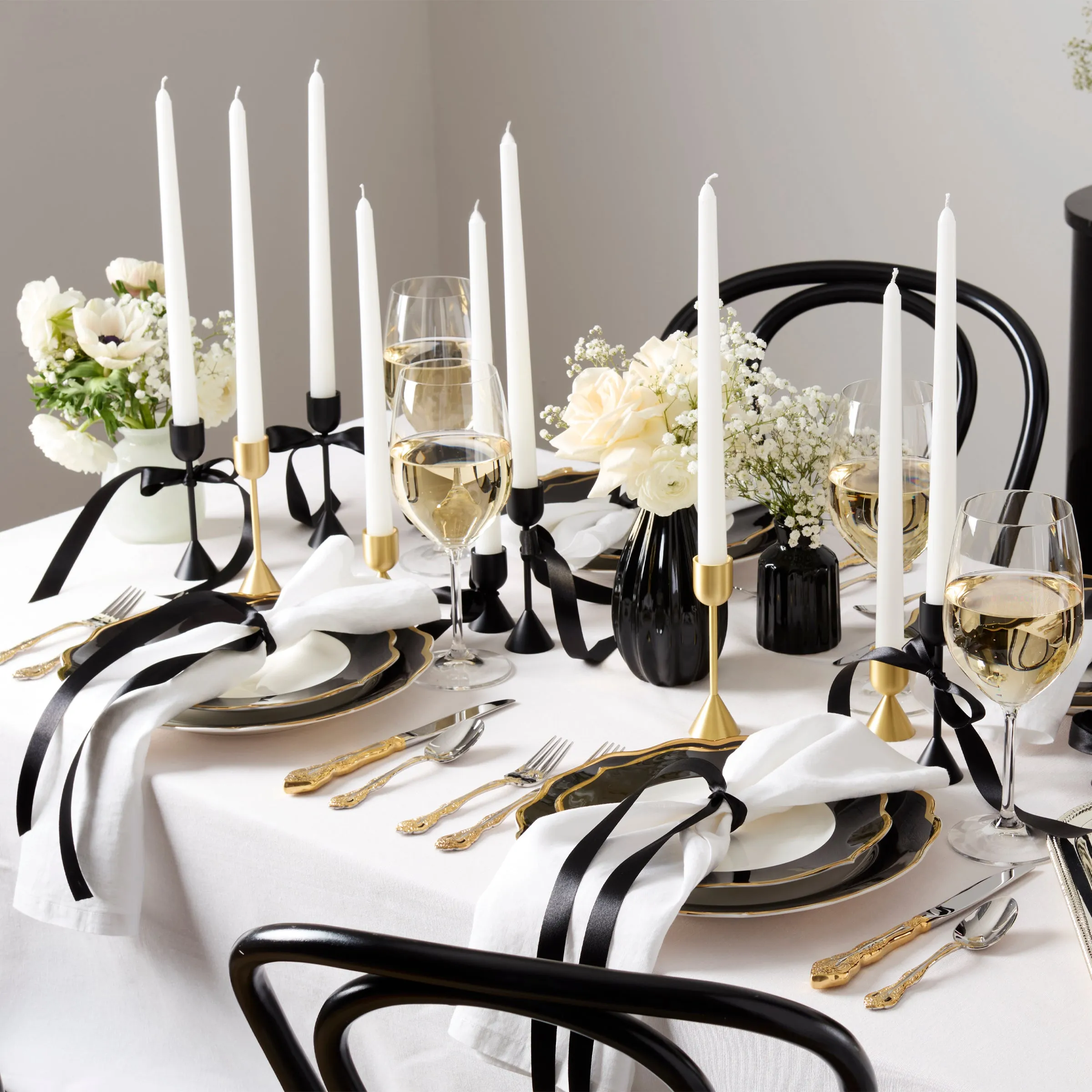 Contempo Luxe Black Dinner Plates, Set of 4