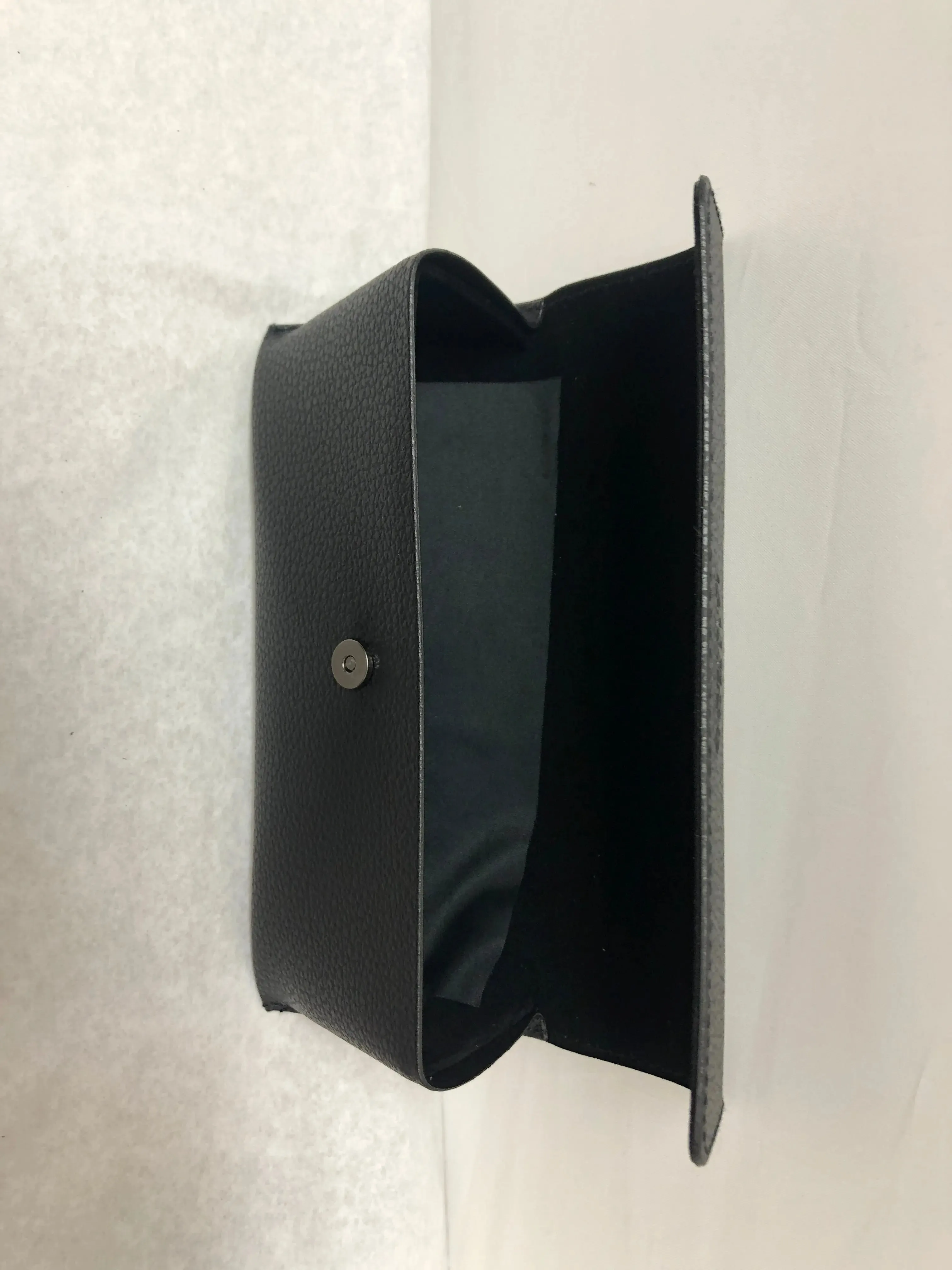 Guess Black Optical Eyeglasses Soft Case | KMOPT-72