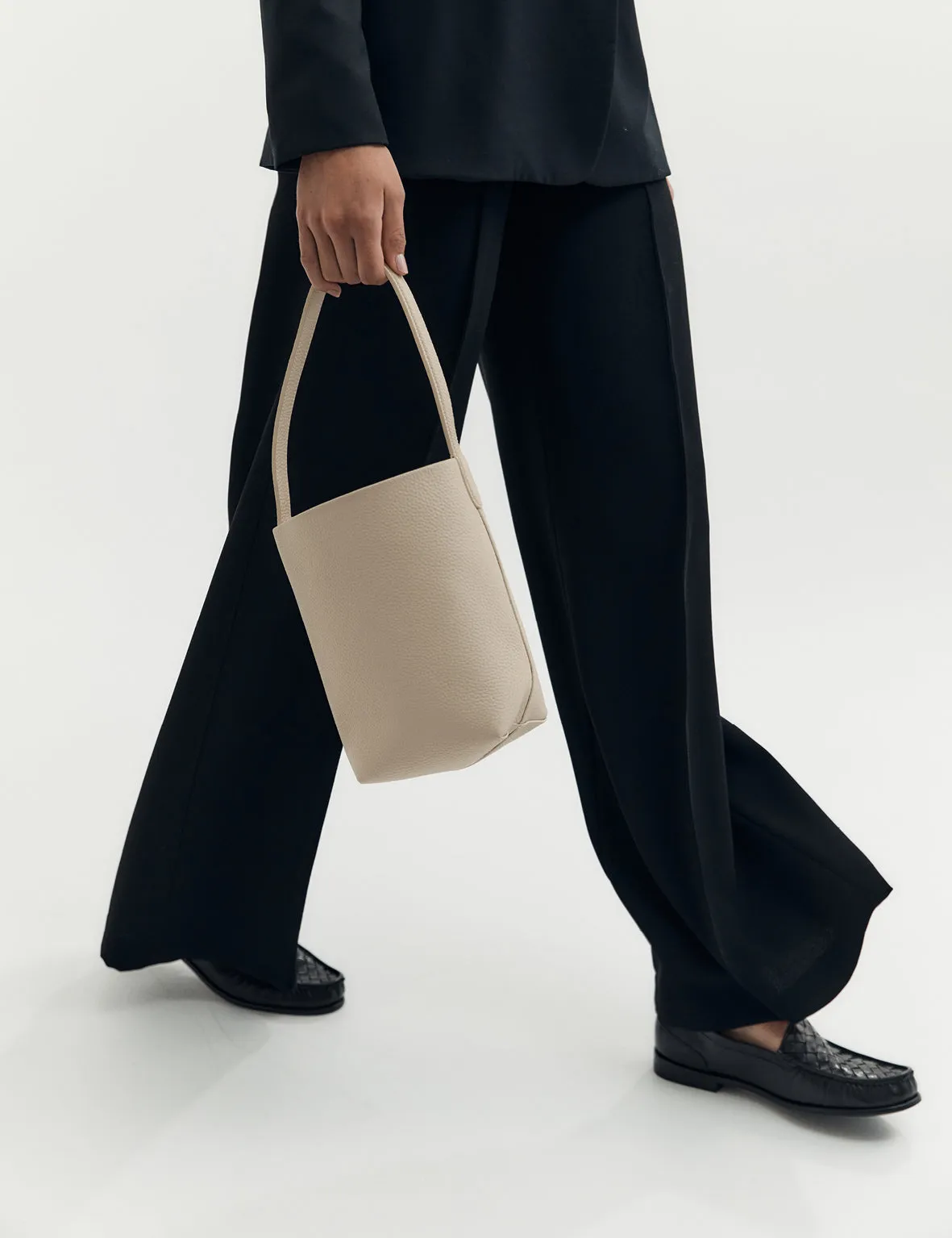 La Tribe | Woven Loafer - Black