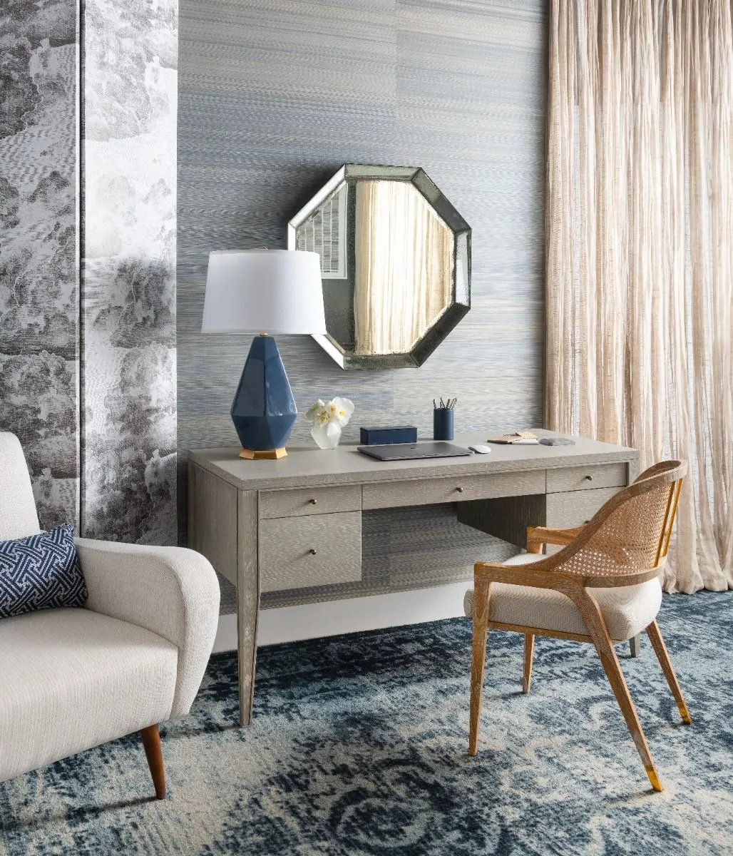 Paola Desk / Soft Gray