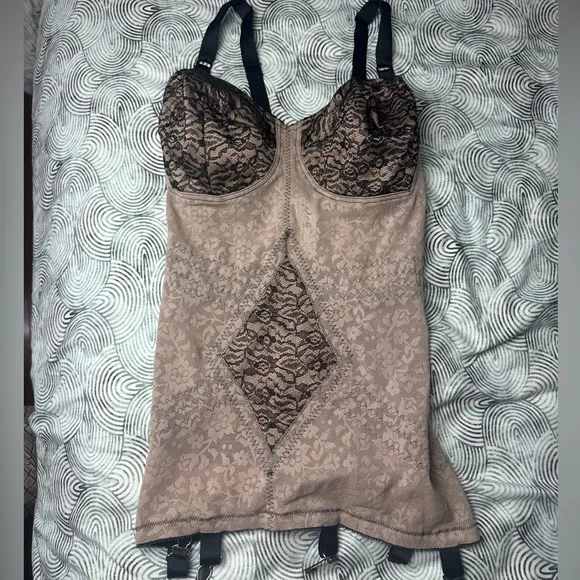 Rago Nude &amp; Black Floral Extra Firm Open Bottom Body Shaper W/Garters NWT 34D