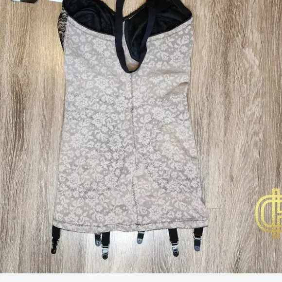 Rago Nude &amp; Black Floral Extra Firm Open Bottom Body Shaper W/Garters NWT 34D