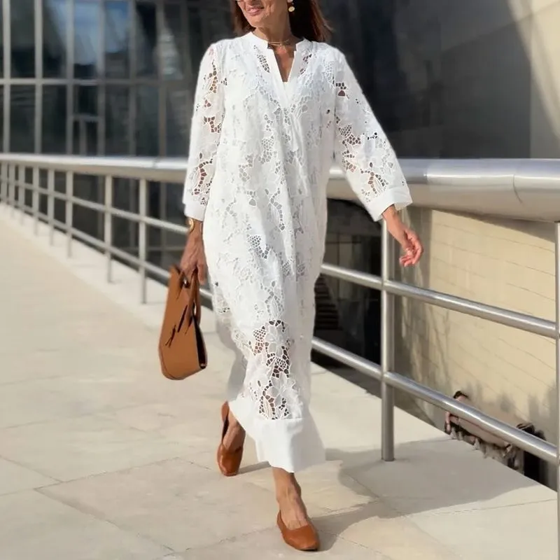 Selkie | Dress in Floral Lace