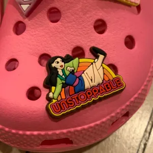 SHOE CHARMS - UNSTOPPABLE