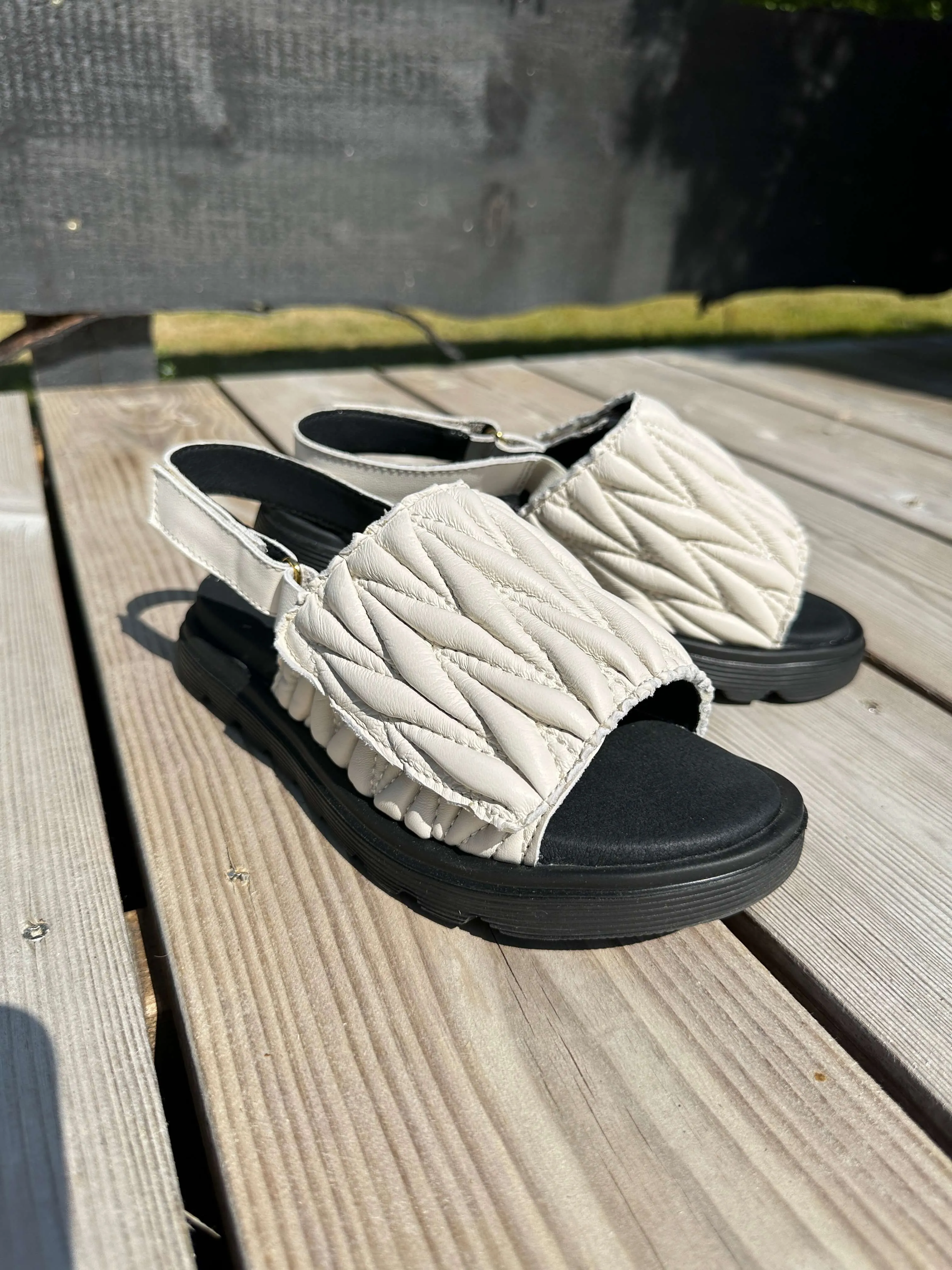 TRACY SANDAL - Creme