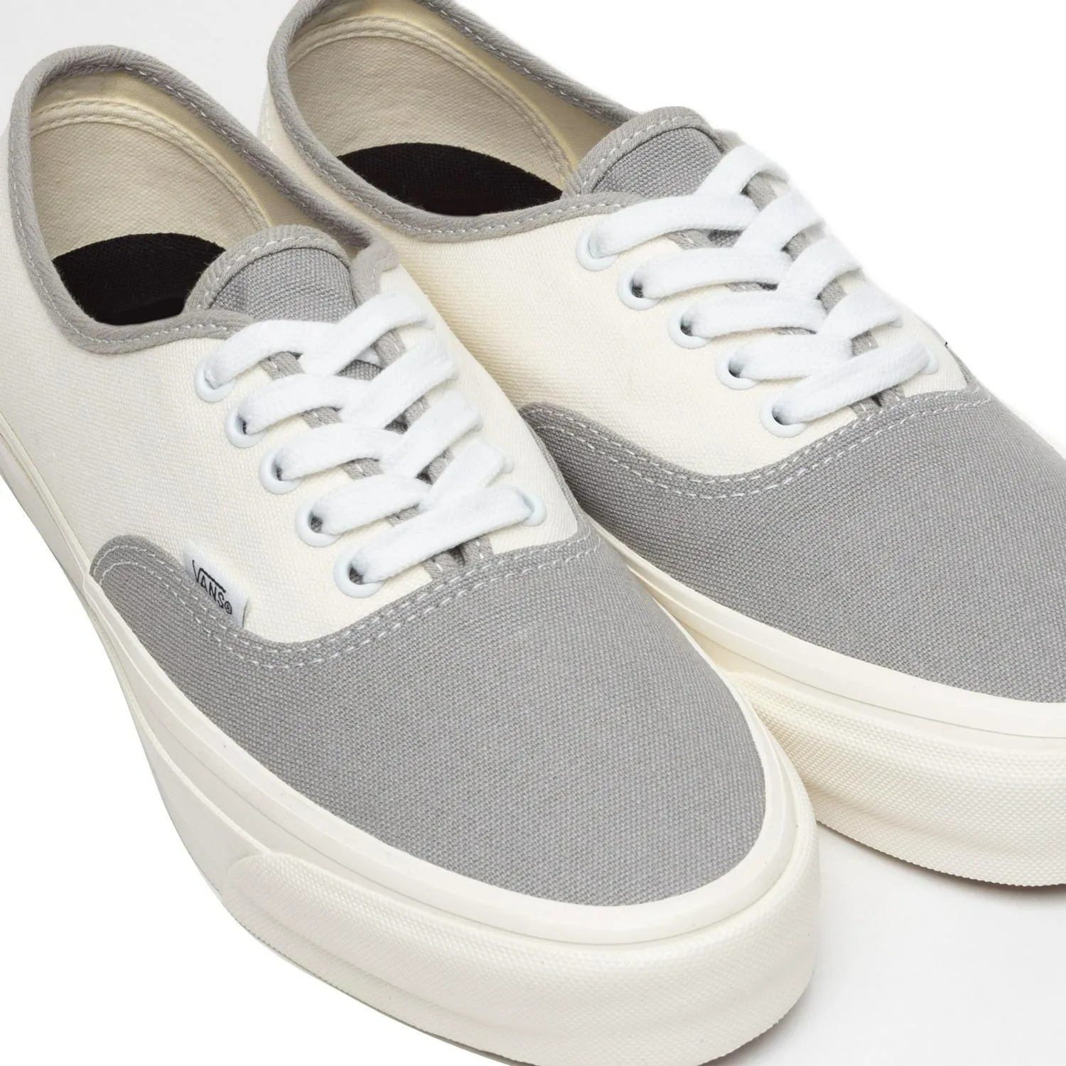 Vans PREMIUM AUTHENTIC 44 Gray White VN000CQAKAQ Sneaker Shoe Trainer
